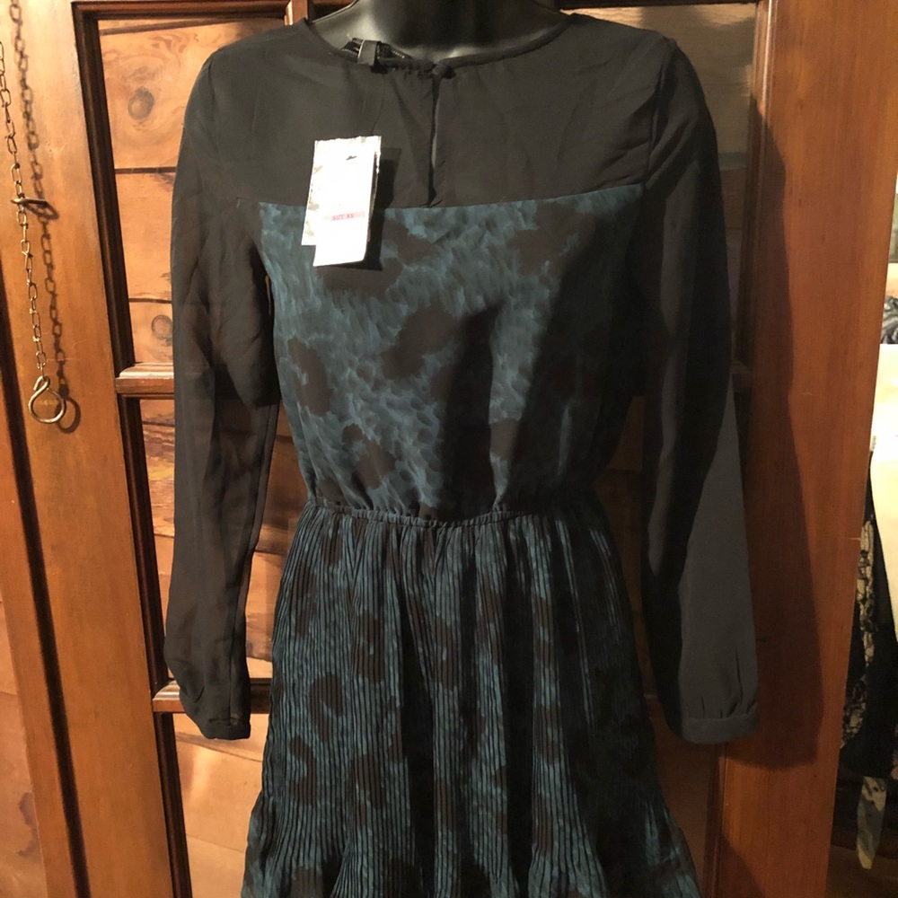 Jessica Simpson Dress - Botanical Fauna Jemmison